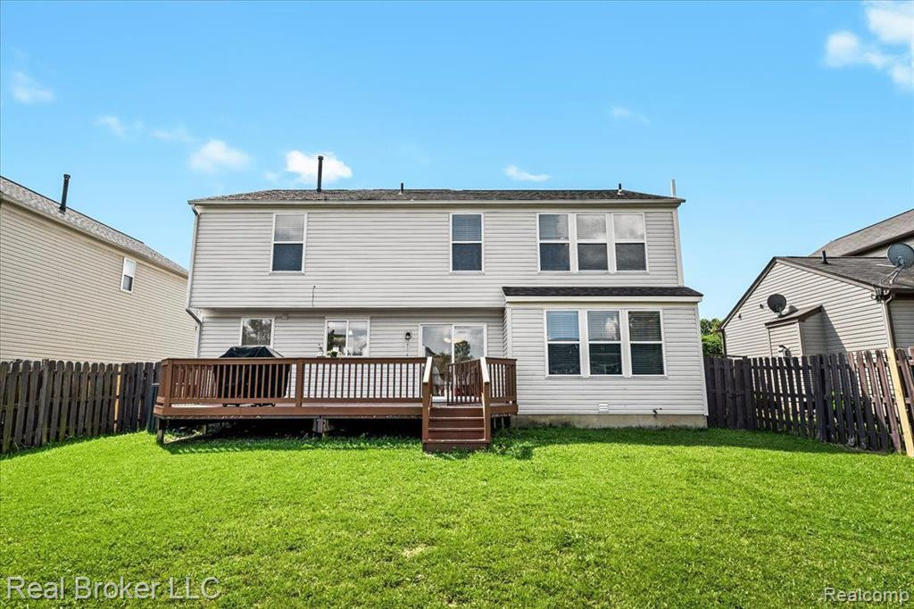 6399 OAKHURST Drive, Ypsilanti, MI 48197 — Photo 5
