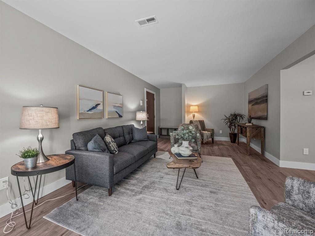 420 BALDWIN Avenue, 79, Rochester, MI 48307 — Photo 9