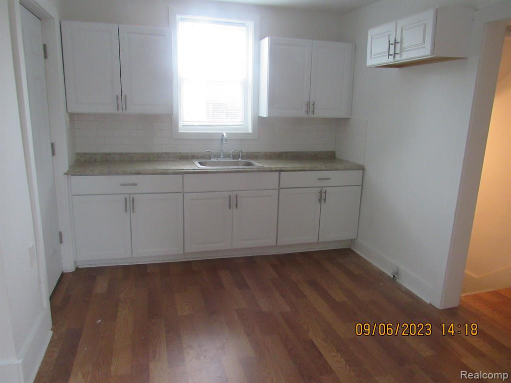 134 W NEVADA Street, Highland Park, MI 48203 — Photo 4