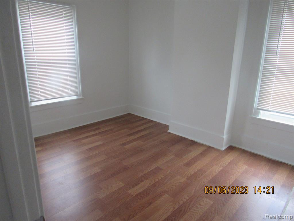 134 W NEVADA Street, Highland Park, MI 48203 — Photo 6