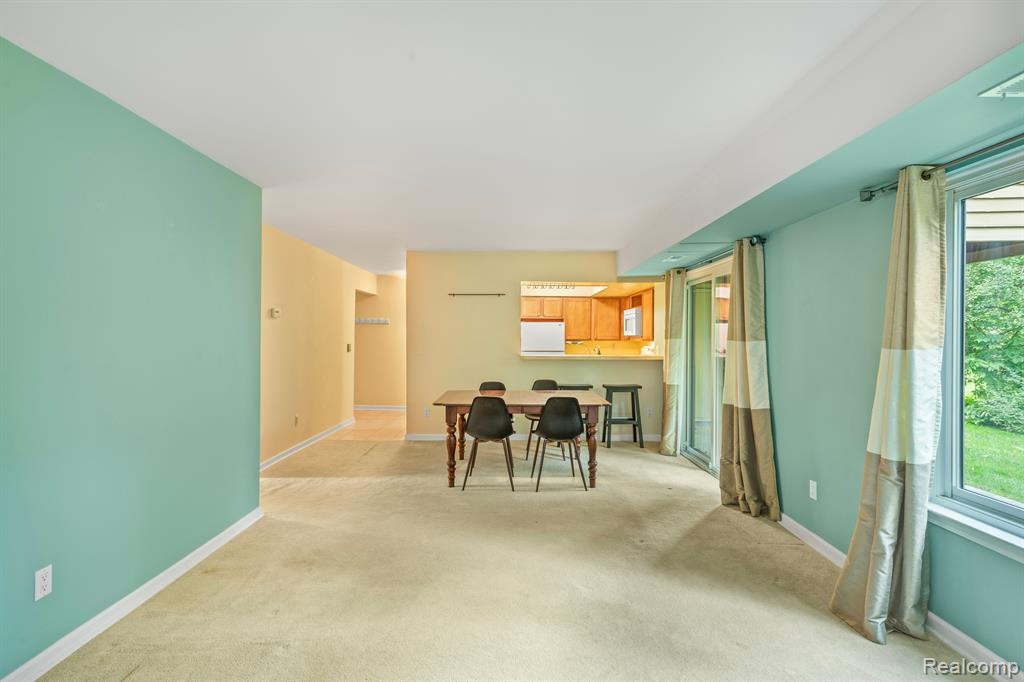 200 BRIARCREST Drive, 118, Ann Arbor, MI 48104 — Photo 14