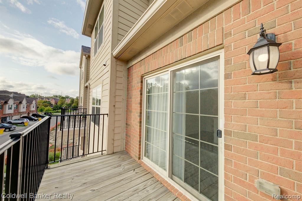 39675 SPRINGWATER Drive, Northville, MI 48168 — Photo 7