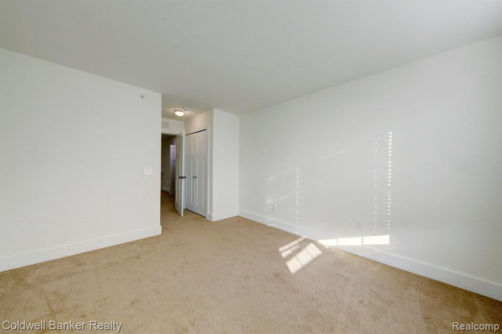 39675 SPRINGWATER Drive, Northville, MI 48168 — Photo 26