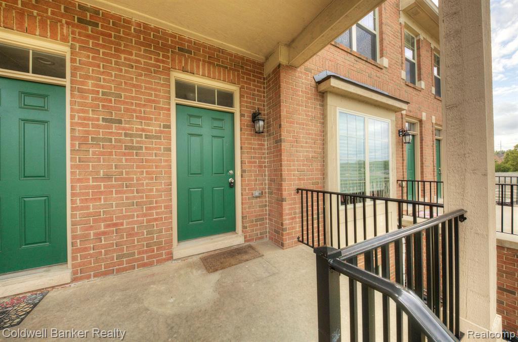 39675 SPRINGWATER Drive, Northville, MI 48168 — Photo 31