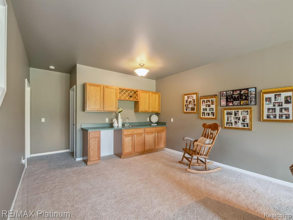 10142 Greenview Court, Goodrich Vlg, MI — Photo 30