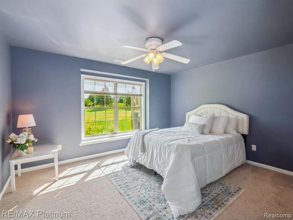 10142 Greenview Court, Goodrich Vlg, MI — Photo 32