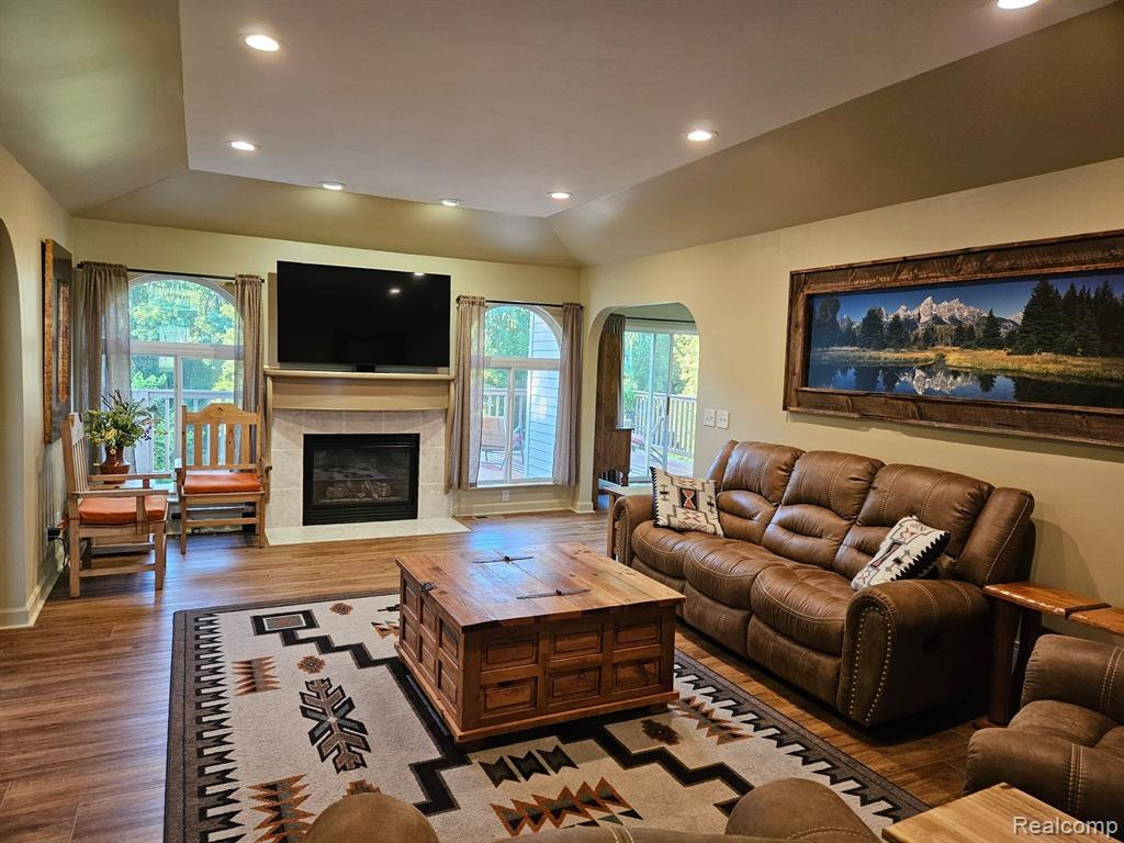 10150 Hawthorne Ridge Road, Goodrich Vlg, MI — Photo 4