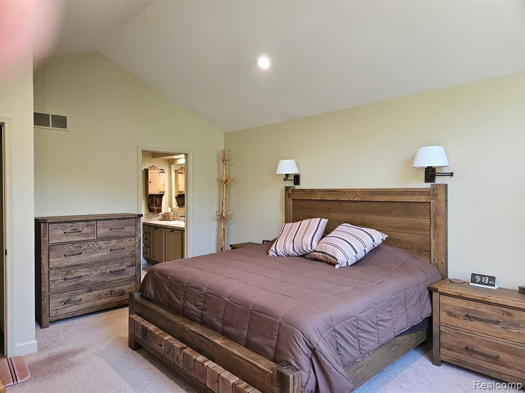 10150 Hawthorne Ridge Road, Goodrich Vlg, MI — Photo 12