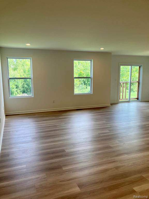 10175 SWAN LAKE Circle, 35, Ypsilanti, MI 48197 — Photo 3