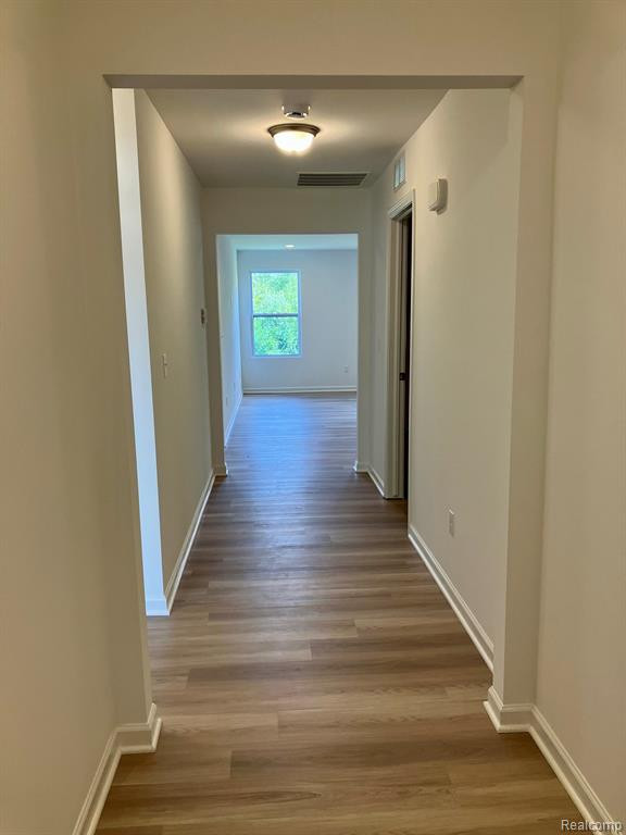 10175 SWAN LAKE Circle, 35, Ypsilanti, MI 48197 — Photo 11