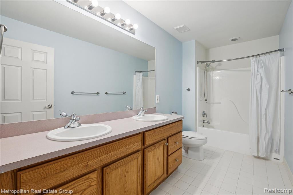 46885 WAREHAM, Canton, MI 48187 — Photo 34