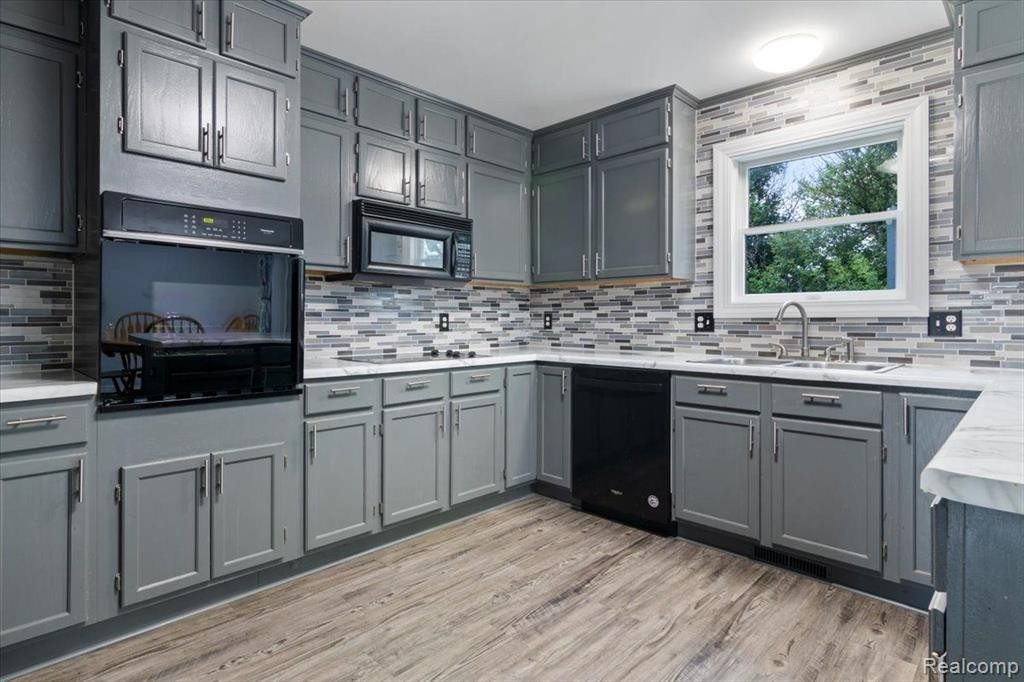 338 ANN MARIE Drive, Milan, MI 48160 — Photo 8