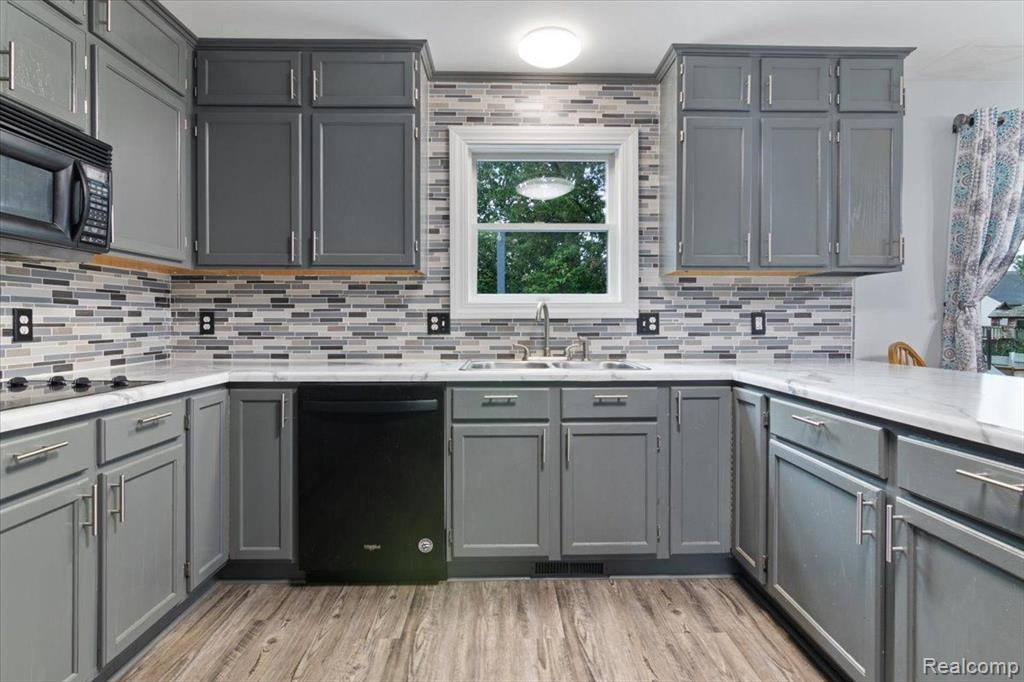 338 ANN MARIE Drive, Milan, MI 48160 — Photo 10