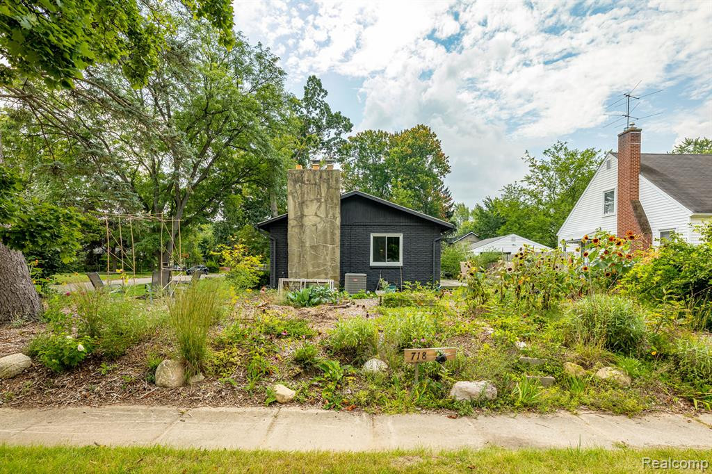 718 Oak Street, Ypsilanti, MI 48198 — Photo 30