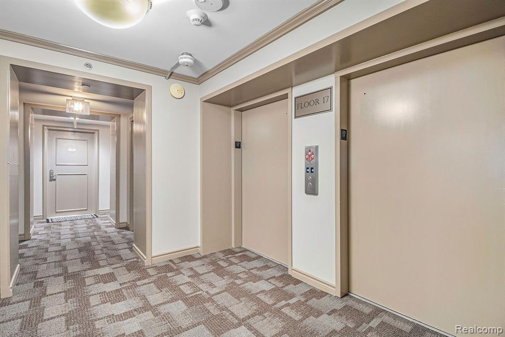 3320 Spinnaker Lane, 17D, Detroit, MI 48207 — Photo 7