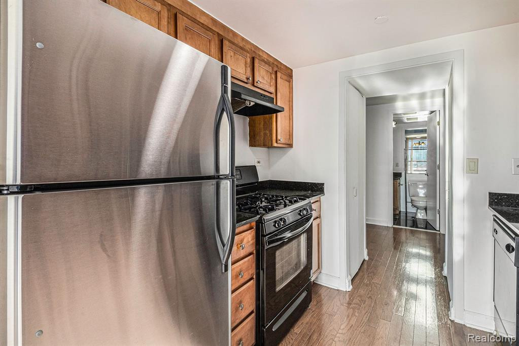 3320 Spinnaker Lane, 17D, Detroit, MI 48207 — Photo 26