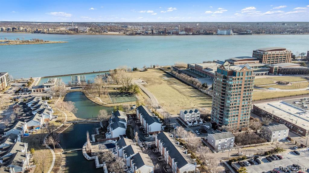 3320 Spinnaker Lane, 17D, Detroit, MI 48207 — Photo 42