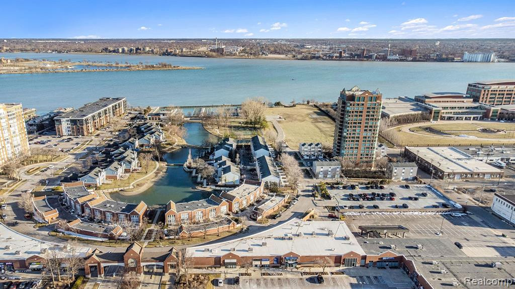 3320 Spinnaker Lane, 17D, Detroit, MI 48207 — Photo 43
