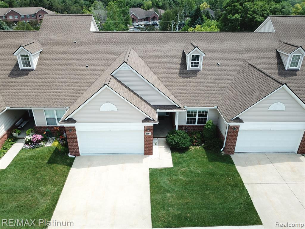 6597 CORTLAND Avenue, Brighton, MI 48114 — front exterior