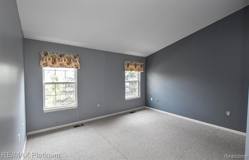 6597 CORTLAND Avenue, Brighton, MI 48114 — Photo 19