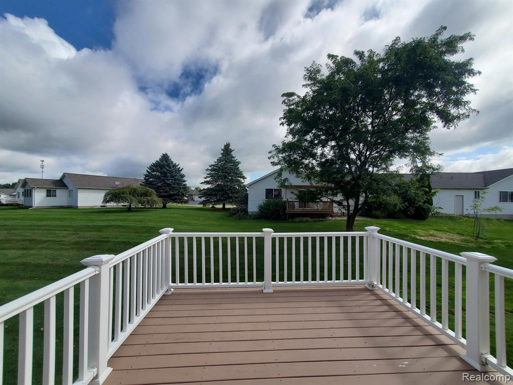 7214 HAWTHORNE Circle, Goodrich Vlg, MI — Photo 7