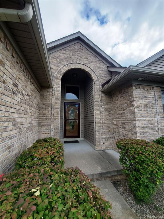 7214 HAWTHORNE Circle, Goodrich Vlg, MI — Photo 8