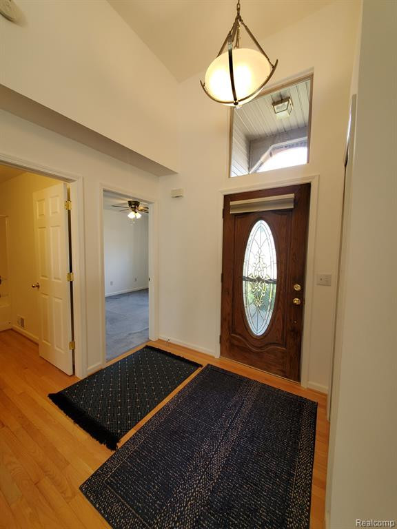 7214 HAWTHORNE Circle, Goodrich Vlg, MI — Photo 10