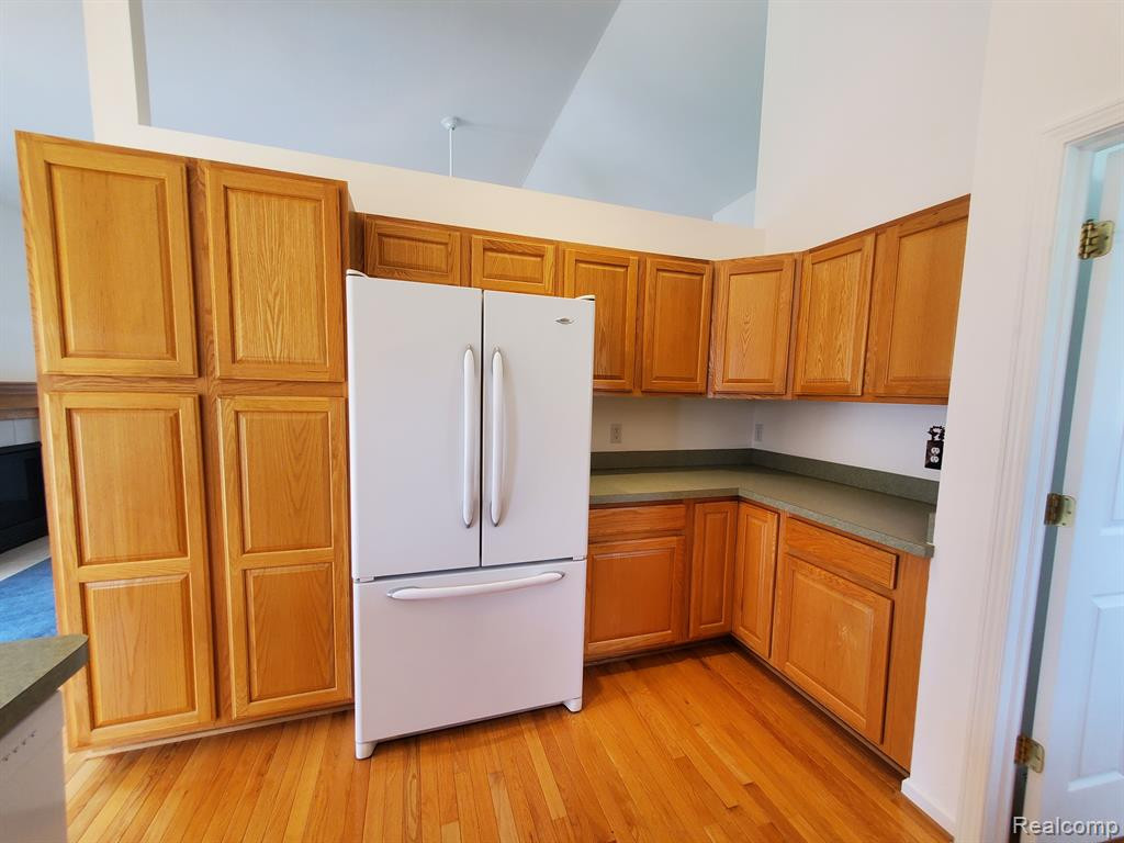 7214 HAWTHORNE Circle, Goodrich Vlg, MI — Photo 25