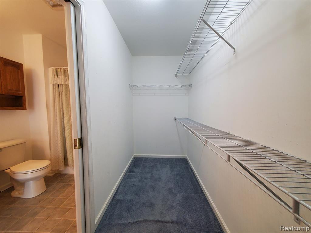 7214 HAWTHORNE Circle, Goodrich Vlg, MI — Photo 34