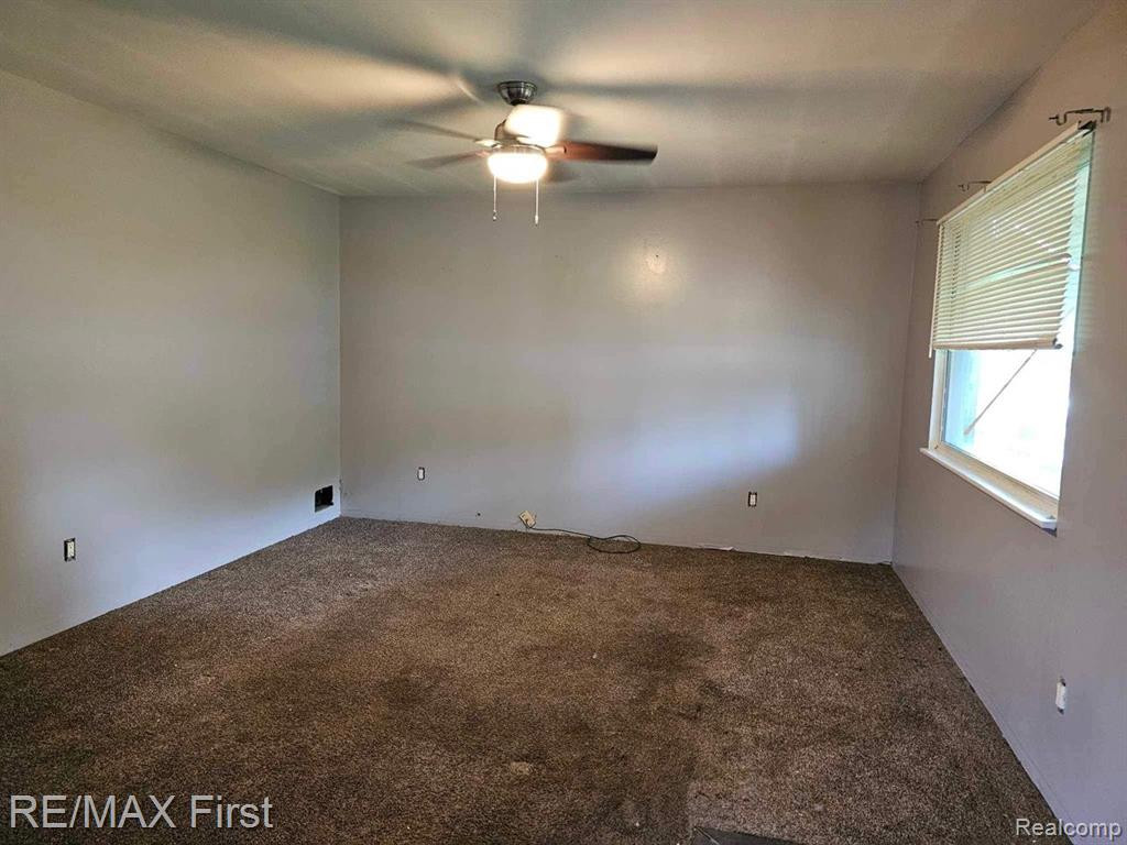 4937 HAZEL Street, Dearborn Heights, MI 48125 — Photo 2