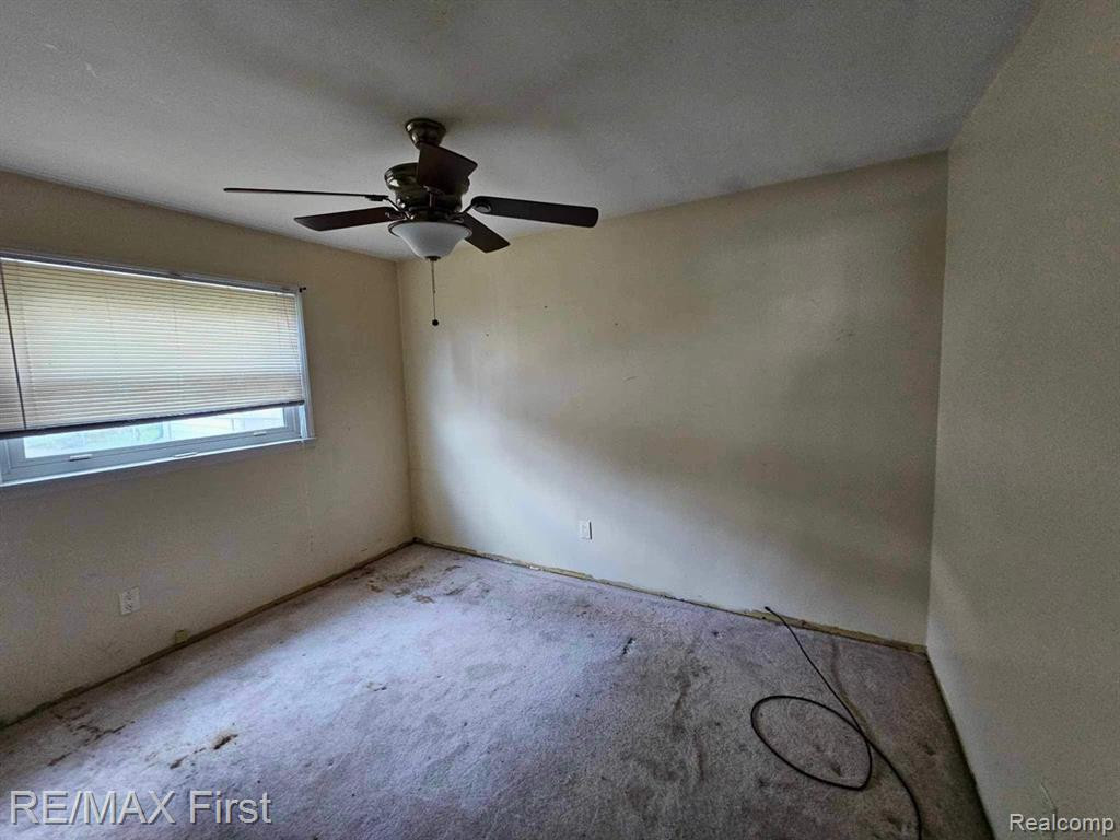 4937 HAZEL Street, Dearborn Heights, MI 48125 — Photo 6