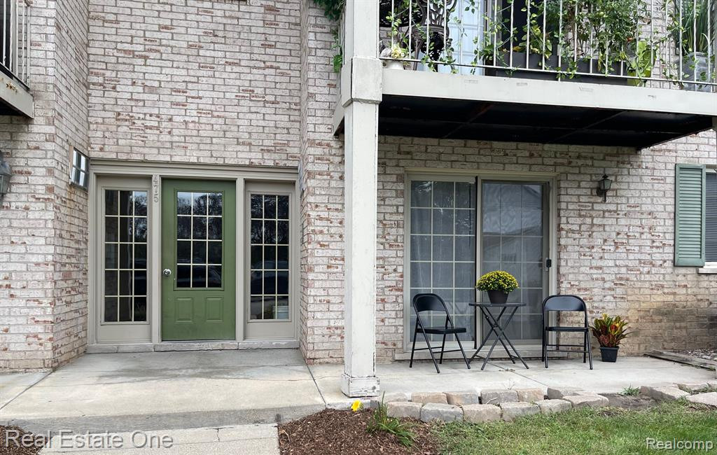 475 BALDWIN Avenue, 110, Rochester, MI 48307 — Photo 3