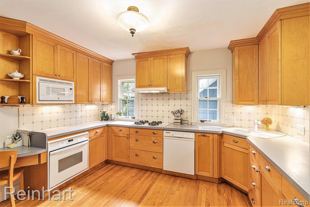 1507 LINWOOD Avenue, Ann Arbor, MI 48103 — Photo 17