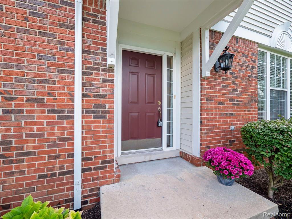 41487 MITCHELL Road, Novi, MI 48377 — Photo 7