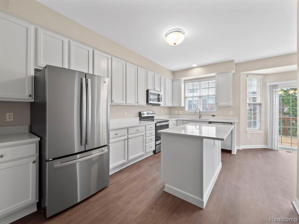 41487 MITCHELL Road, Novi, MI 48377 — Photo 16