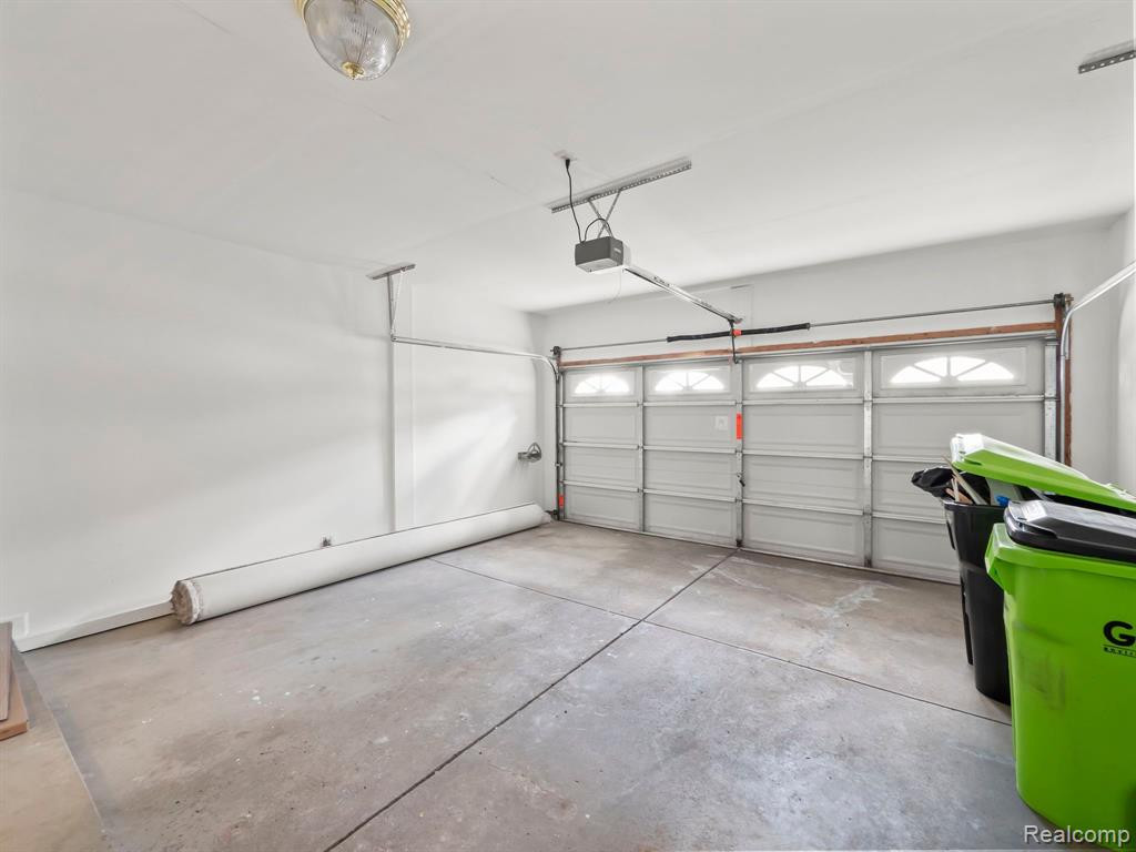 41487 MITCHELL Road, Novi, MI 48377 — Photo 32