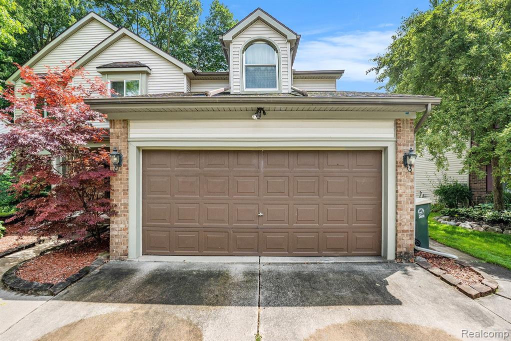 41989 METALINE Drive, Canton, MI 48187 — Photo 3