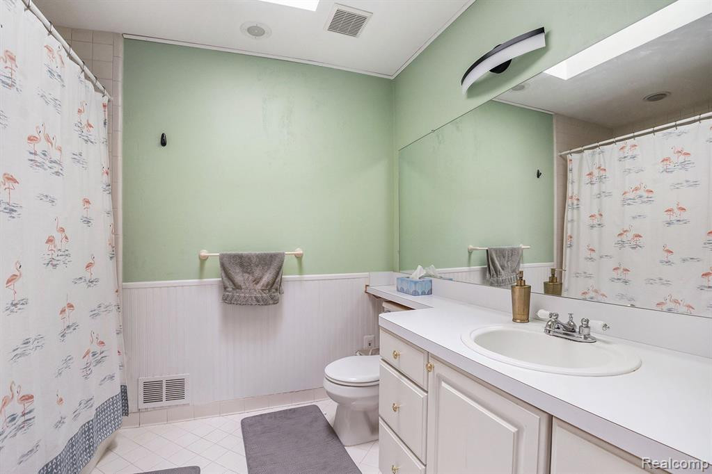 41989 METALINE Drive, Canton, MI 48187 — Photo 21