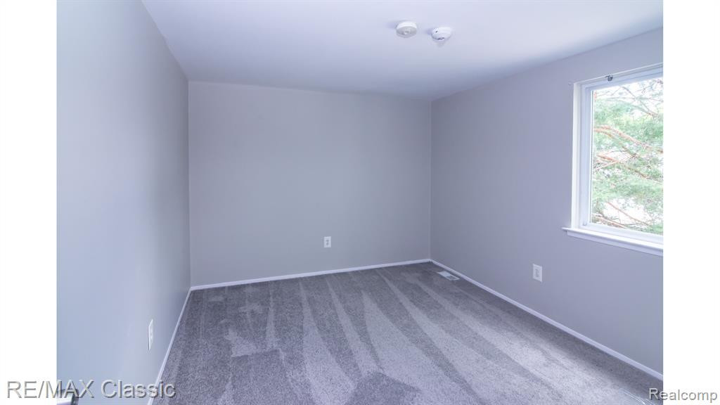 1978 E FRANKLIN Drive, Canton, MI 48187 — Photo 12