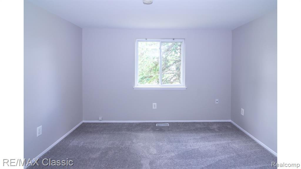1978 E FRANKLIN Drive, Canton, MI 48187 — Photo 16