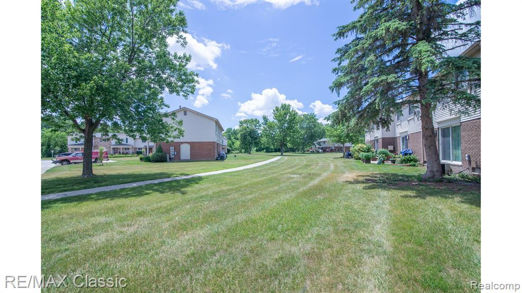 1978 E FRANKLIN Drive, Canton, MI 48187 — Photo 24