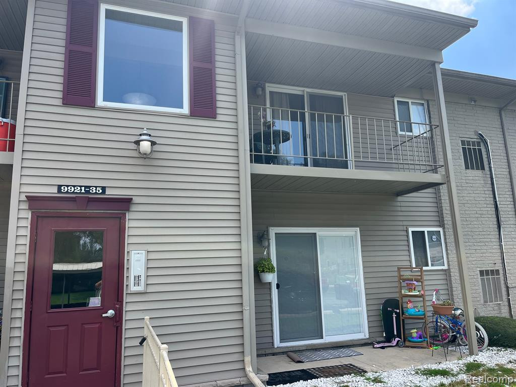 9933 ALLEN POINTE Drive, Allen Park, MI, 48101