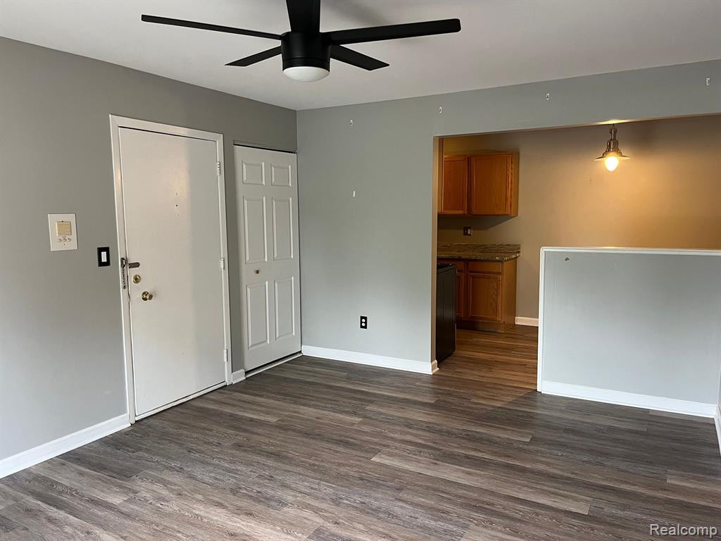 9933 ALLEN POINTE Drive, Allen Park, MI, 48101