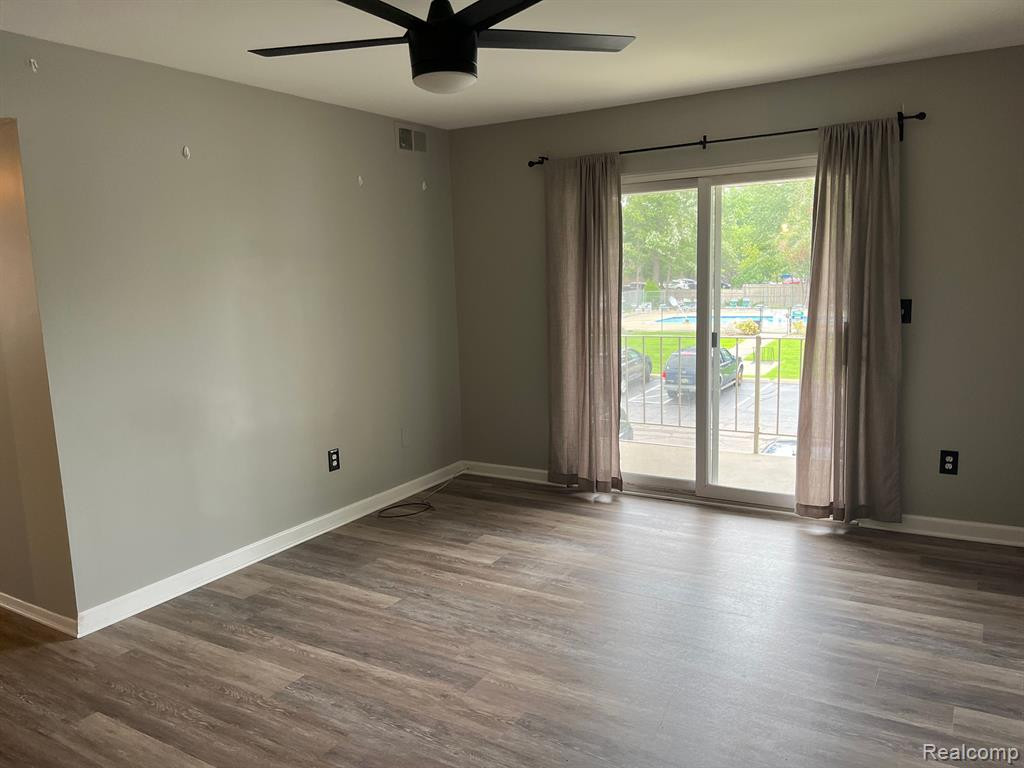 9933 ALLEN POINTE Drive, Allen Park, MI, 48101