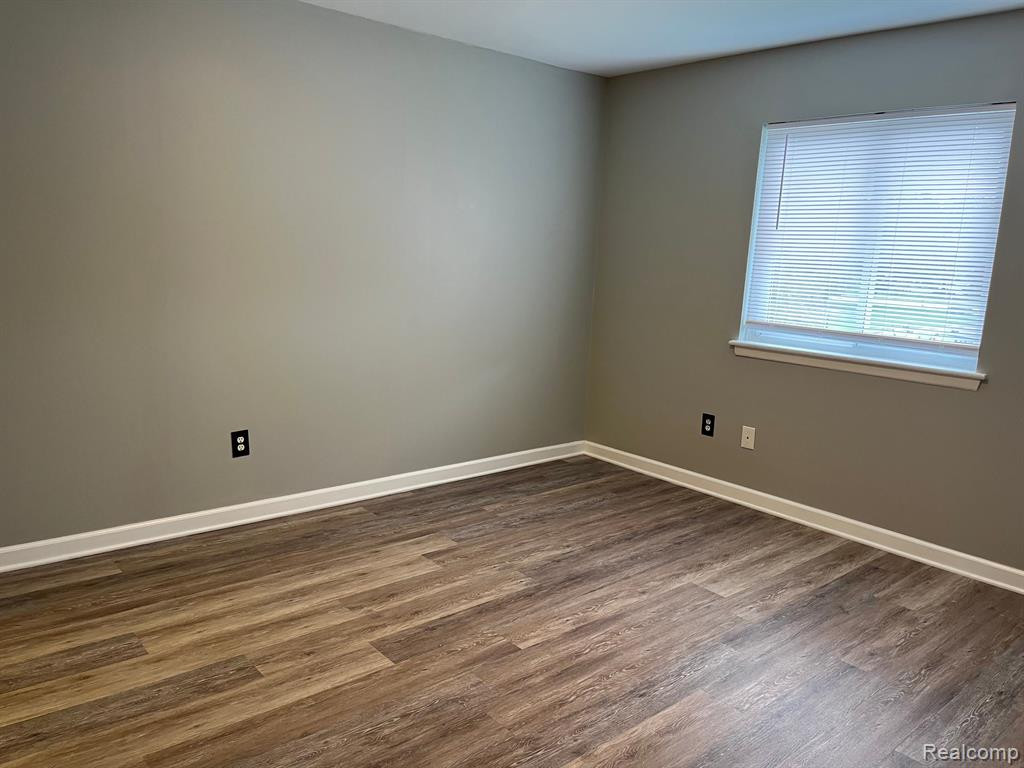 9933 ALLEN POINTE Drive, Allen Park, MI, 48101