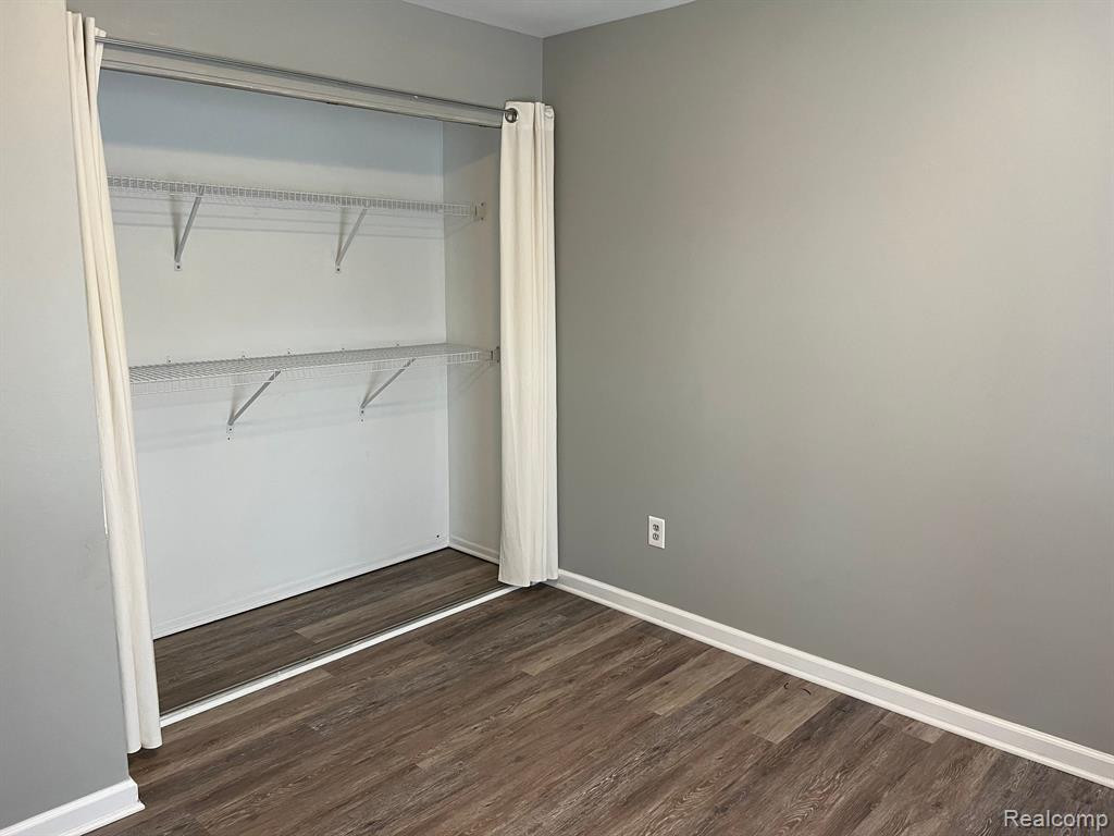 9933 ALLEN POINTE Drive, Allen Park, MI, 48101