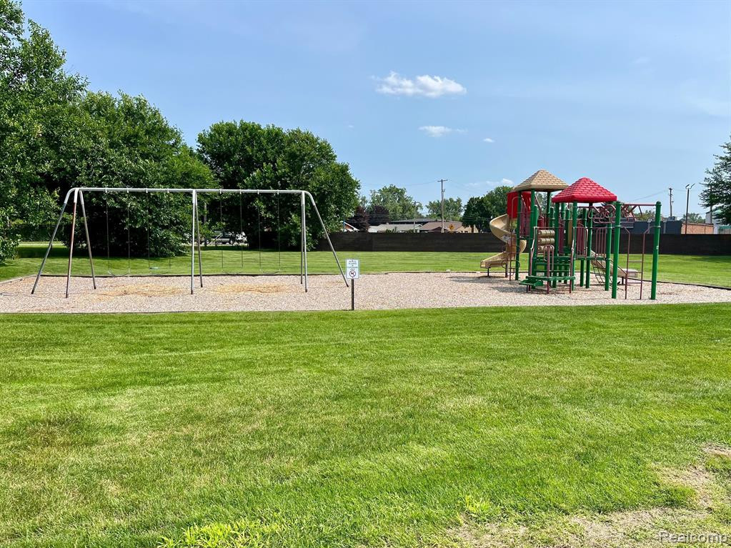 9933 ALLEN POINTE Drive, Allen Park, MI, 48101