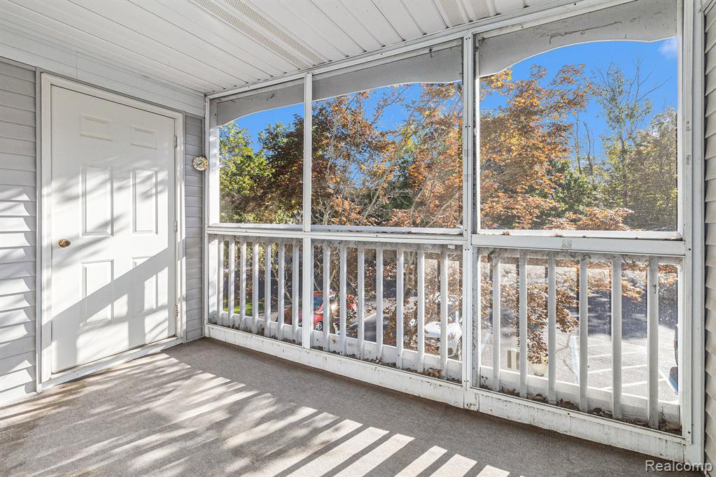 605 CURZON Court, 14, Howell, MI 48843 — Photo 17