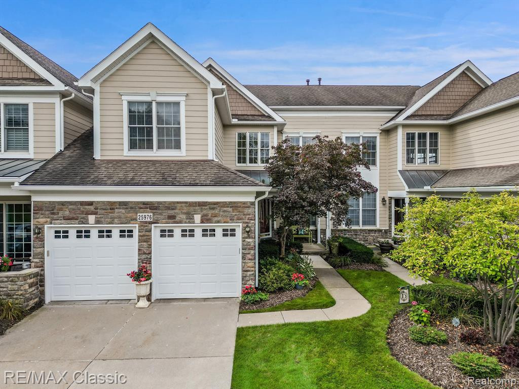 25976 ISLAND LAKE Drive, Novi, MI — Photo 4