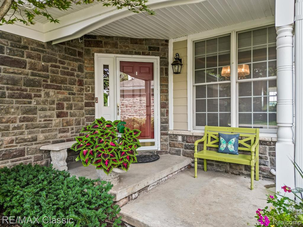 25976 ISLAND LAKE Drive, Novi, MI — Photo 8